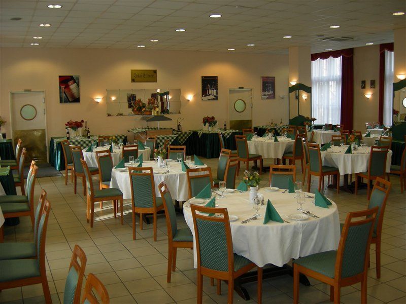 Hunguest Platanus Hotel Boedapest